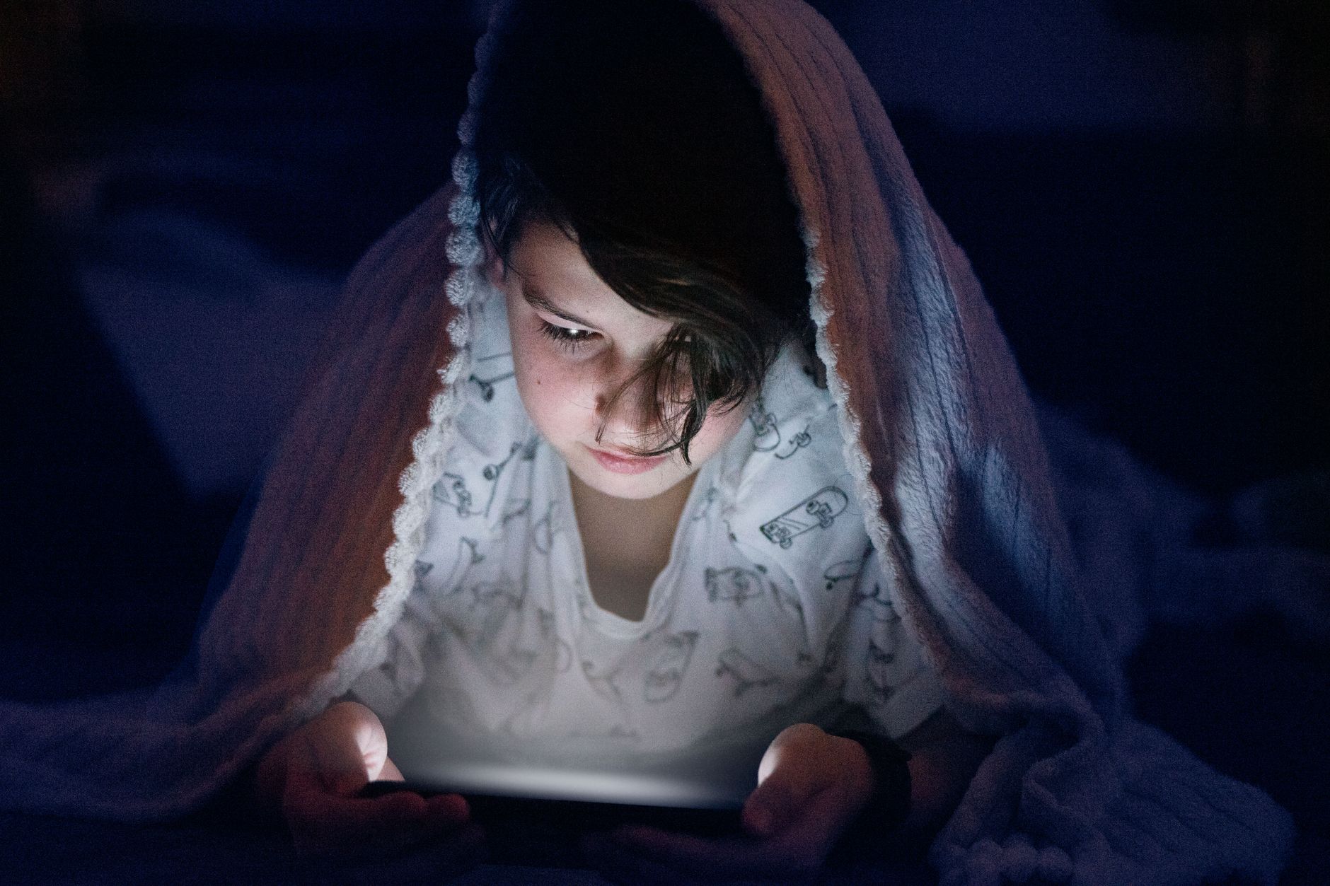 子どもの深夜ゲームを止める法律があった？韓国のルール